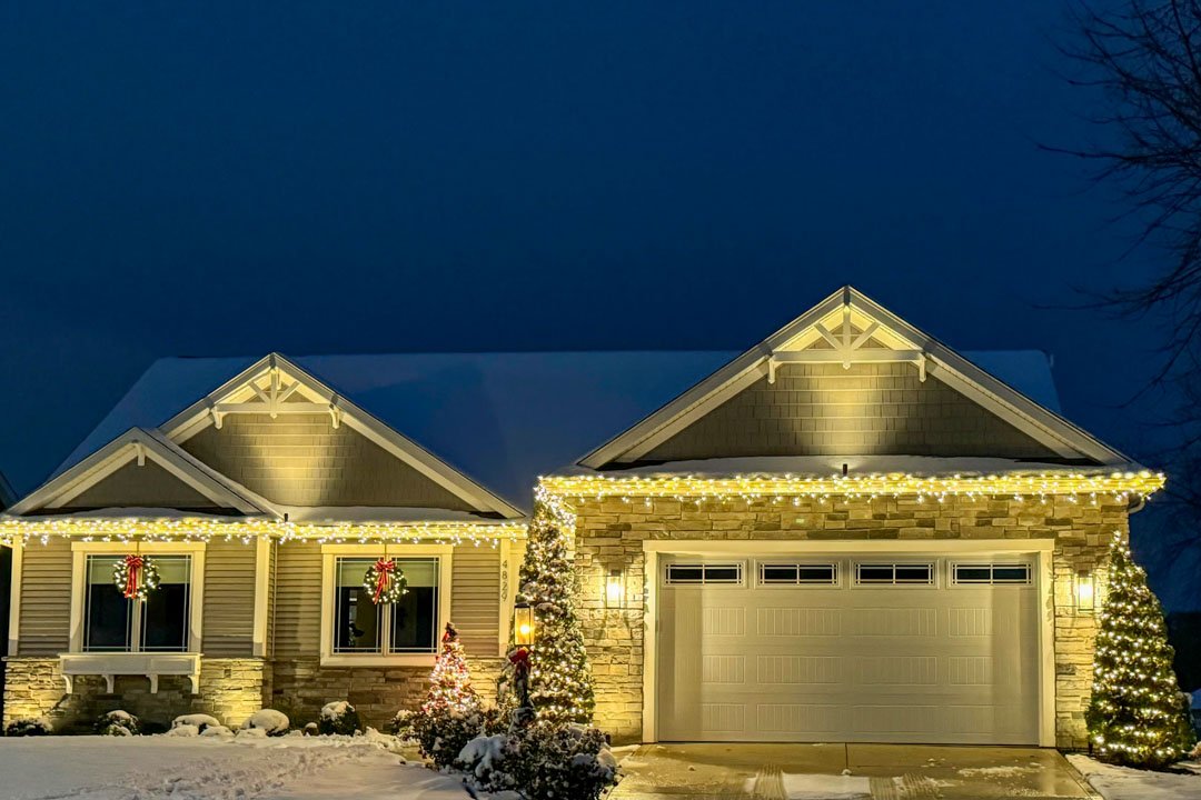 Mishawaka Holiday Light Installation - Custom Christmas Decorating Services