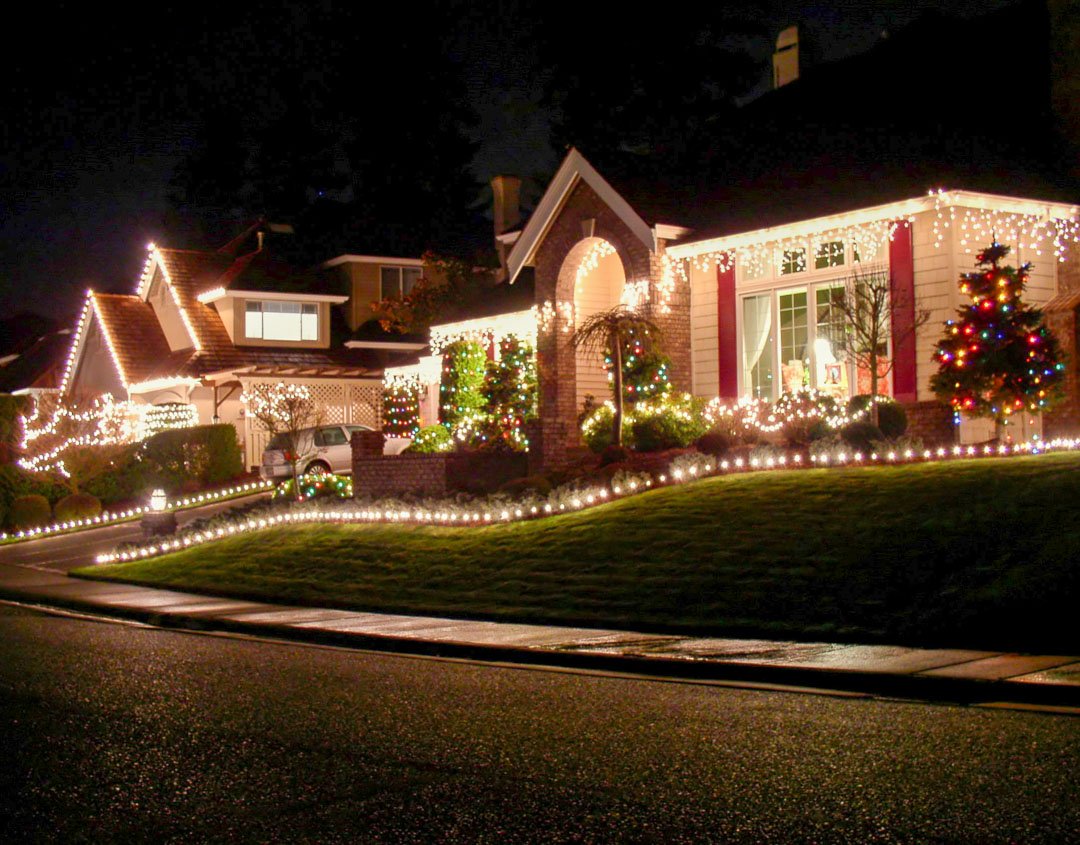Bremen Christmas Light Installation - Professional Holiday Lighting Services
